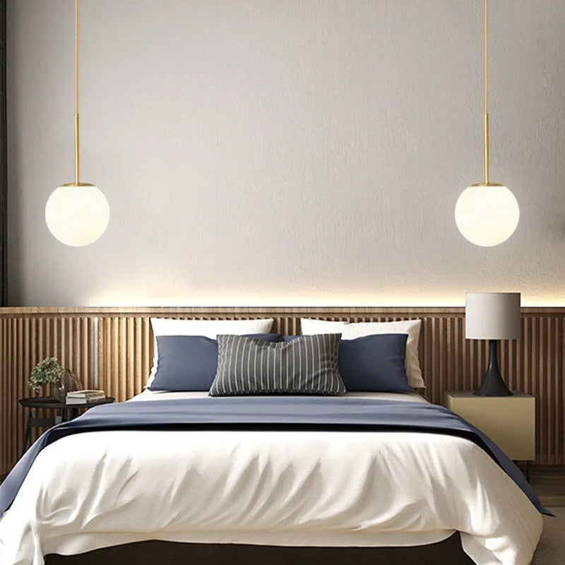 suspension lumineuse moderne or blanc sphérique mat câble suspendu minimaliste chambre restaurant
