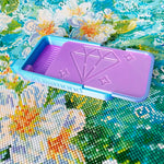 plateau broderie diamant moderne bleu violet rose jaune vert multicolore texture lisse geometrique pratique
