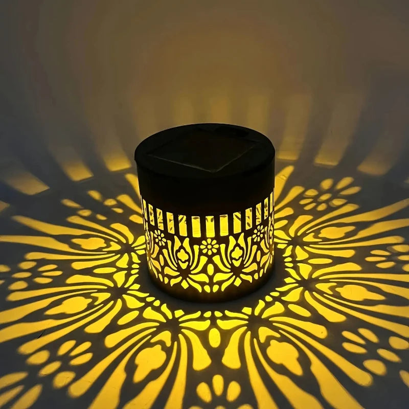 lampe solaire décorative moderne noire dorée ajourée florale ip65 extérieure jardin terrace