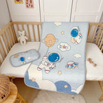 tapis pliant protection lit enfant motif astronaute bleu gris blanc rose vert orange