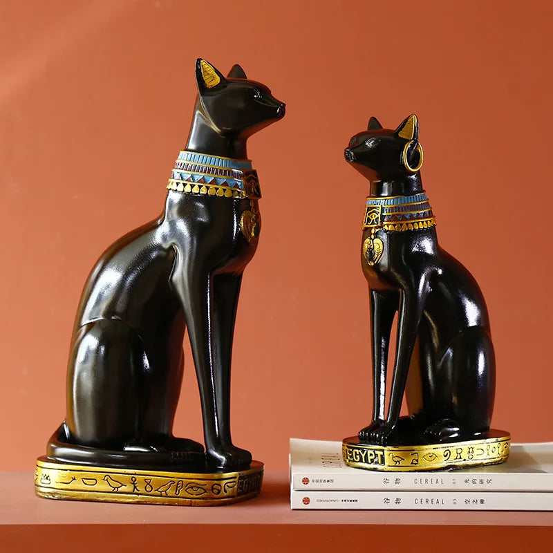 statues chats égyptiennes or noires ornements dorés art ancien égypte décoration maison salon