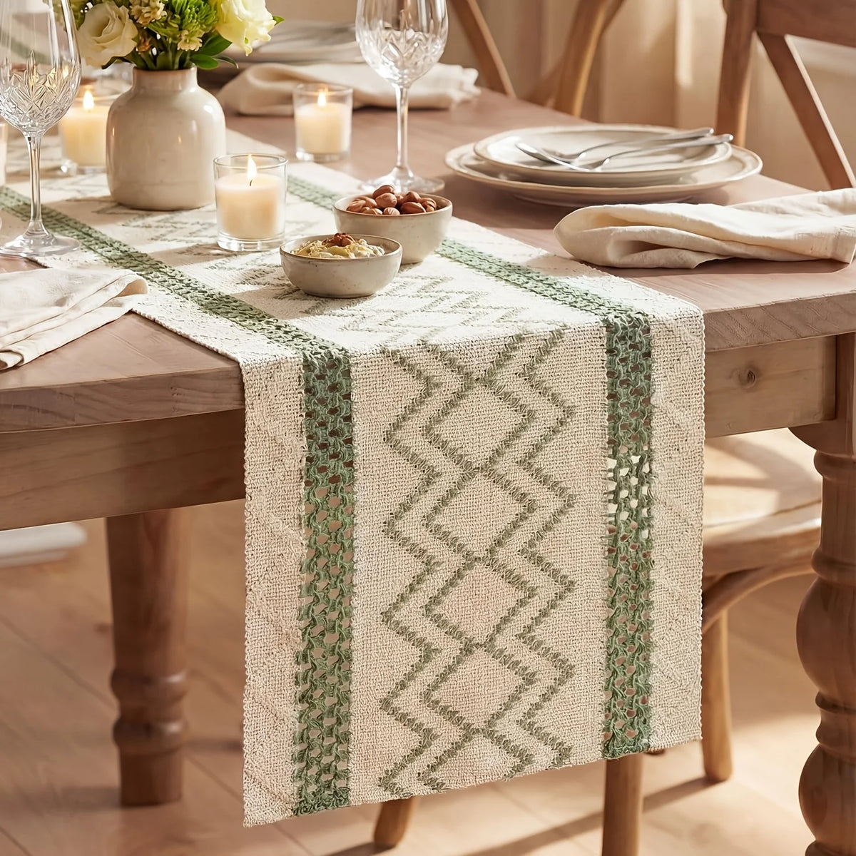tableau décoratif chemin table zigzag vert fond beige dimension 180cm 33cm traditions fêtes années