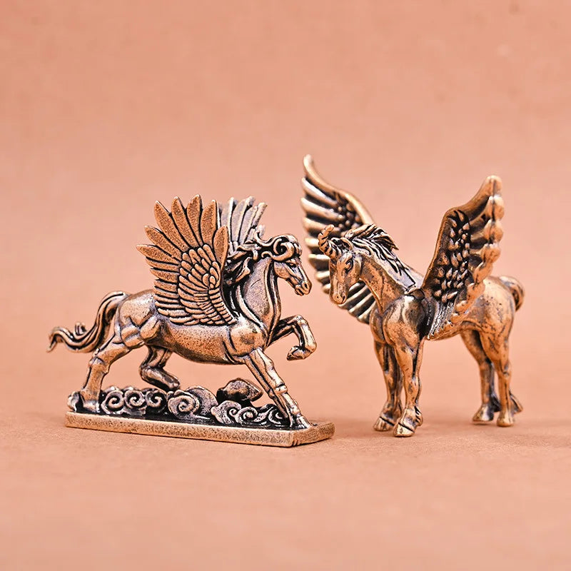 statue cheval bronze doré motifs floraux géométriques artisanal rétro bouclier couronne