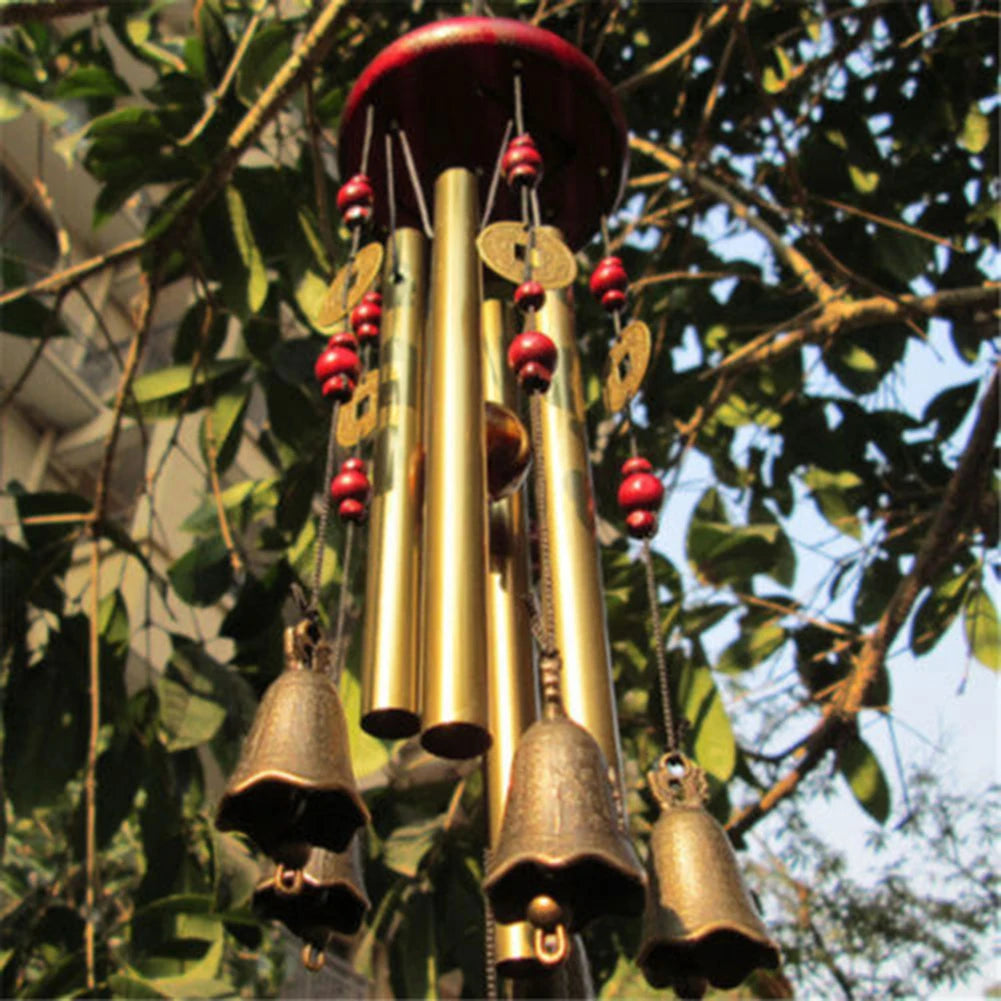 cloche vent moderne tubes métalliques argenté rouge marron floralextérieur maison jardin decoration