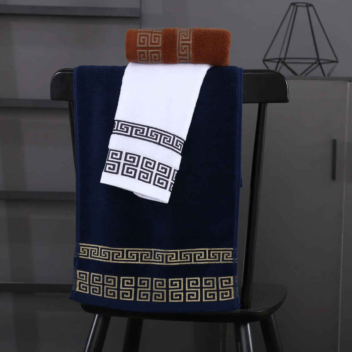 serviettes bain coton noël motif géométrique noir gris vert bleu marron blanc classiquespaque