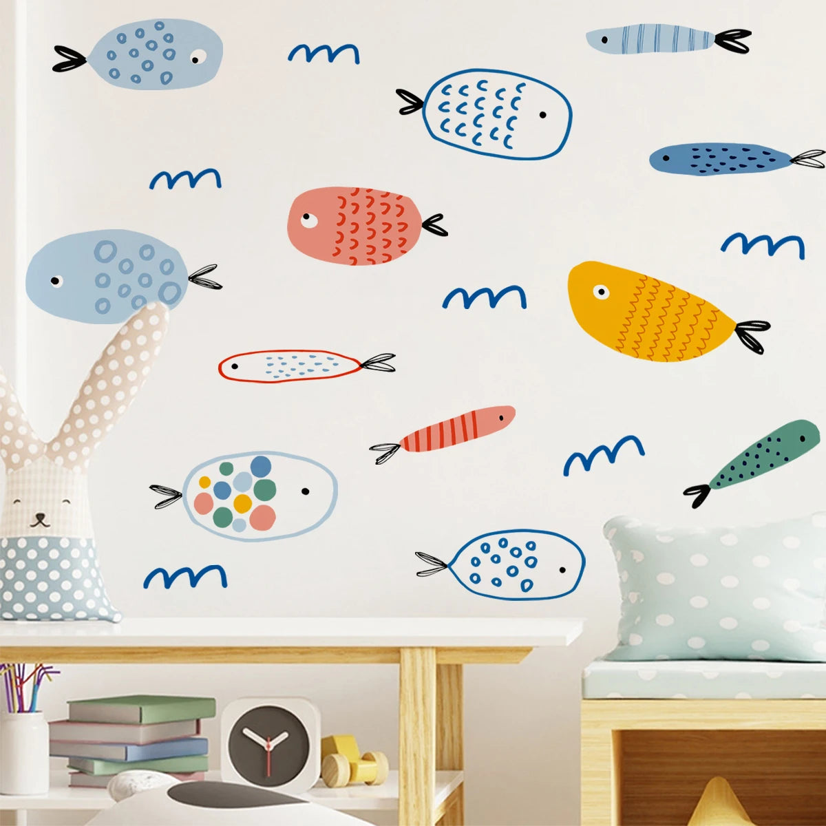 sticker mural poisson coloré décoration enfant chambre dessin animé adhésif facile poser durable