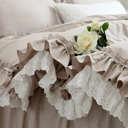housse couette dentelle ruffles romantique beige blanc rose shabby chic chambre literie erotique