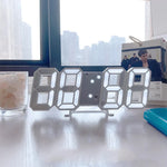 Horloge murale numérique blanche moderne avec effet 3D dans un intérieur contemporain