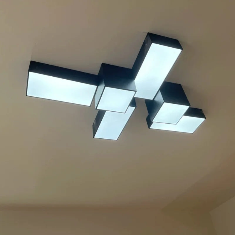 plafonnier moderne minimaliste blanc noir cubique géométrique LED salon chambre étude