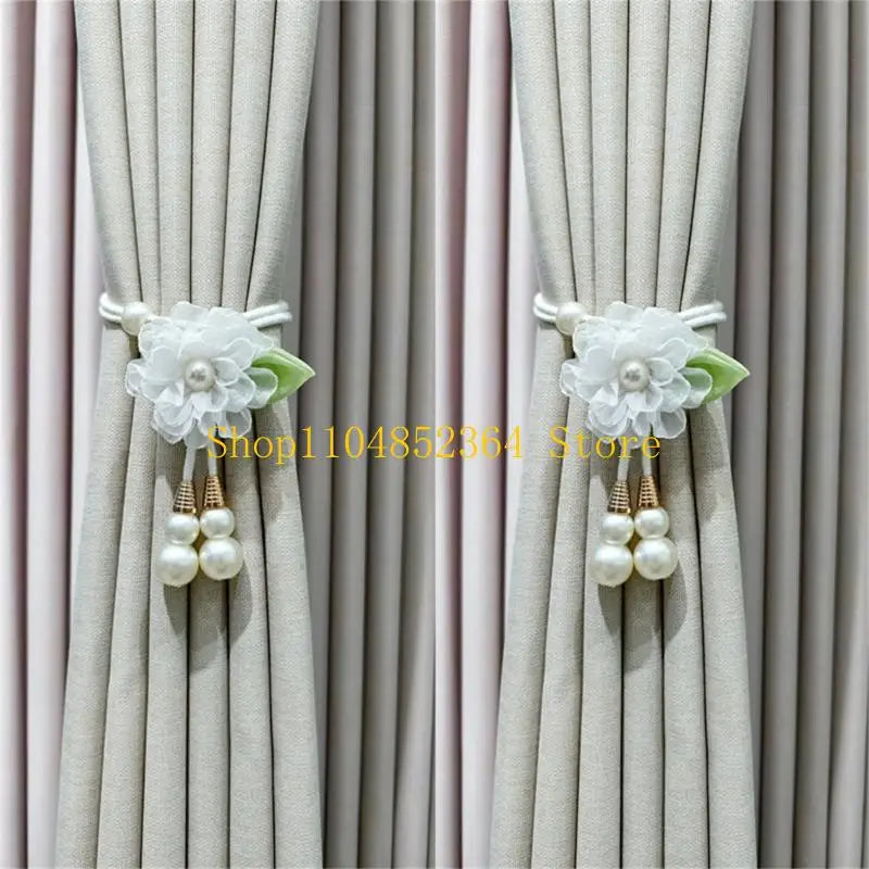 rubans fenêtre décoratifs élégants couleurs variées bleu rose beige
