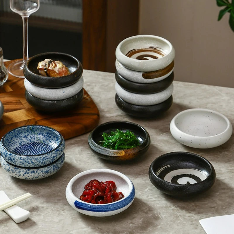 assiettes sauce noir blanc bleu gris texture marbrée moderne rustique épices vinaigre herbes sauces