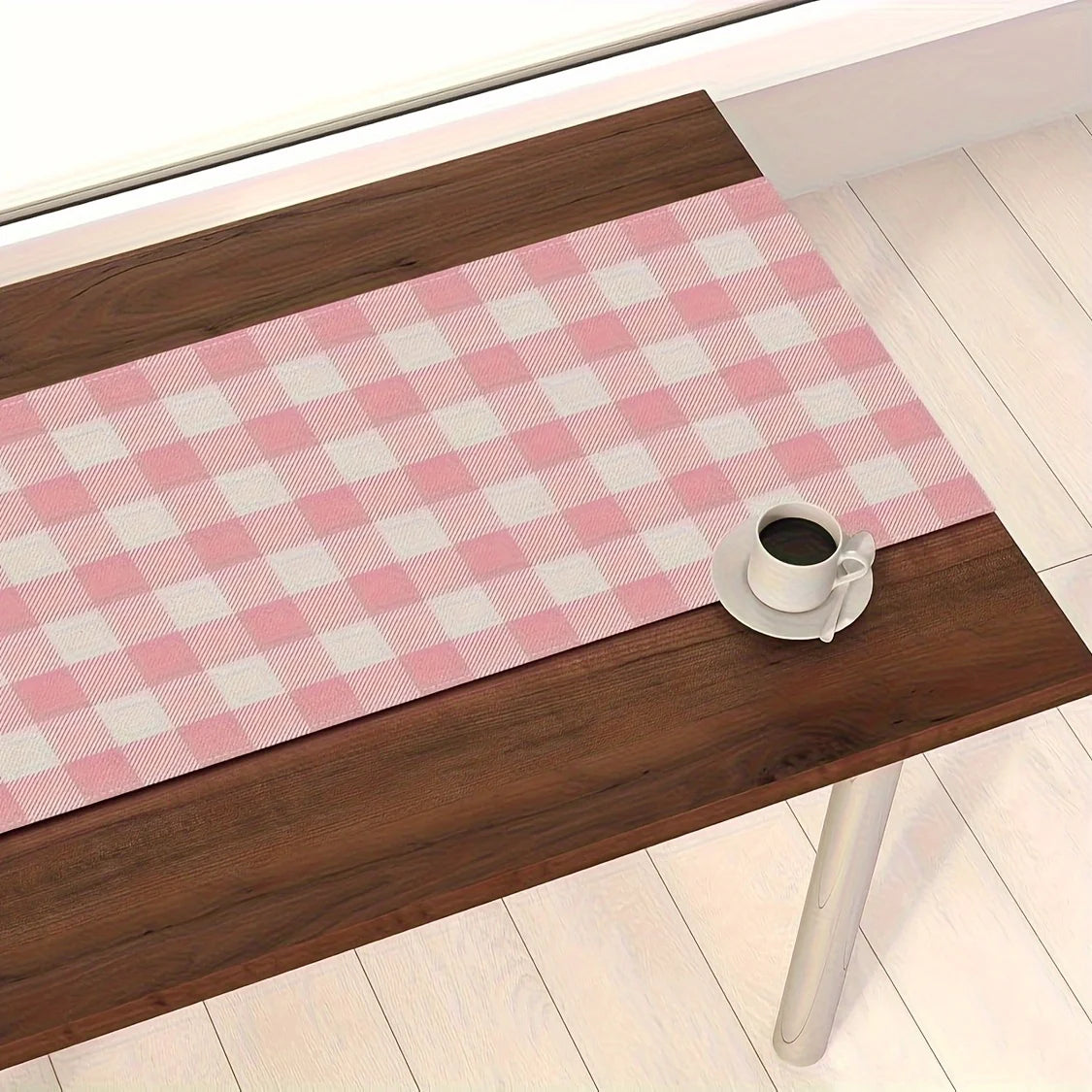 nappe carreaux rose blanche décoration intérieure rustique anti dérapante facile entretenir