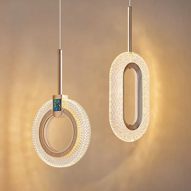 Suspension lumineuse contemporaine dorée acrylique câble suspendu élégante chambre salon
