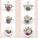 service thé miniature blanc bleu fleurs classique théière crème sucrier tasses assiettes