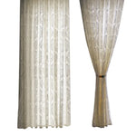 rideau classique brodé motif floral beige gris clair élégant salon chambre fenêtre maison