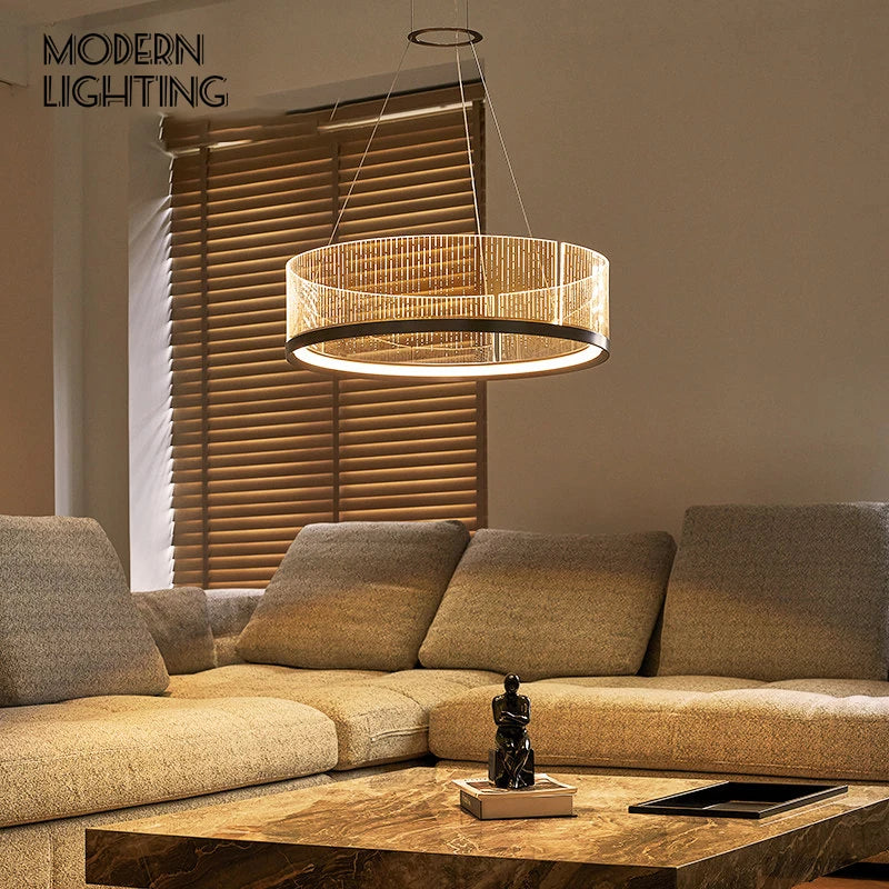 suspension lumineuse moderne dorée tissu beige filigrane salon restaurant chambre doré opaque