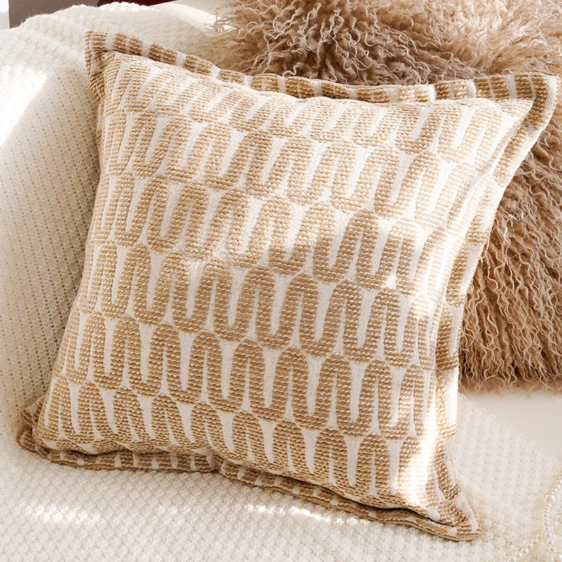 housse coussin décorative motif floral beige marron texture douce canapé lit salon moderne élégant