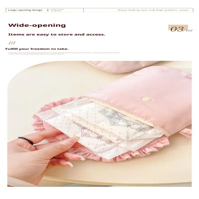 sac rangement serviettes hygiéniques réutilisable broderie fleurs animaux quadrillée fermeture glissière beige clair