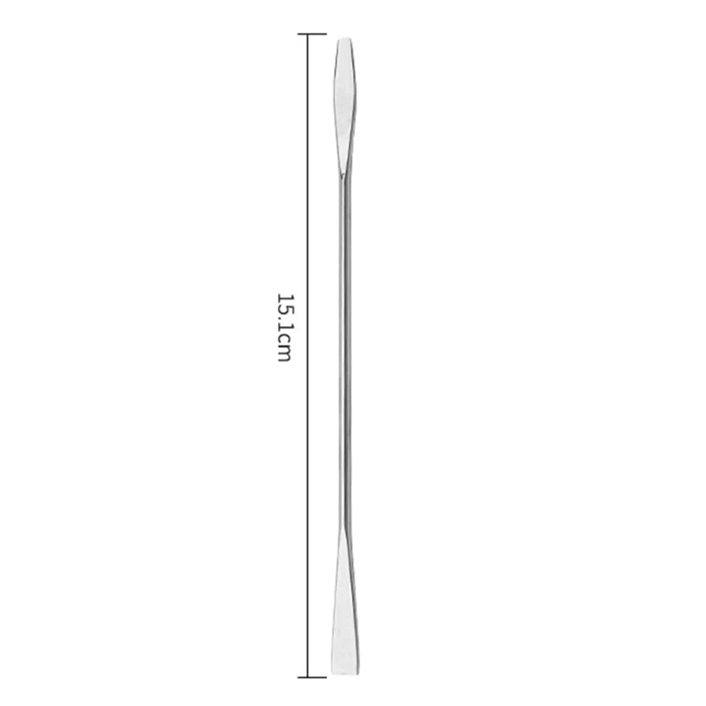 spatule maquillage acier inoxydable argenté moderne lisse brillante outils cosmétiques minimaliste qualité professionnelle durable