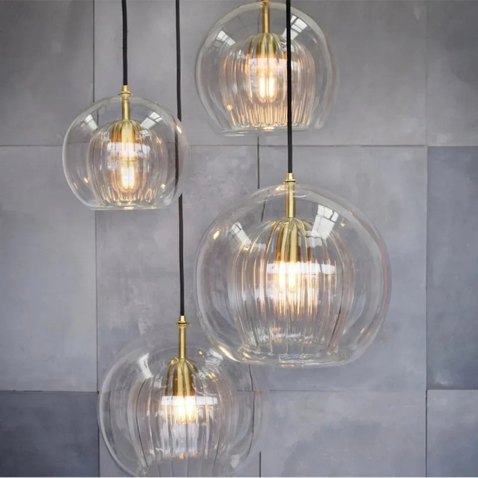 suspension lumineuse moderne transparent doré rayures verticales câble noir ampoules