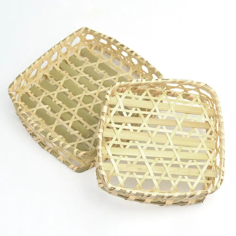 paniers bambou tissage régulier motifs géométriques naturel vert clair traditionnels artisans respectueux environnement