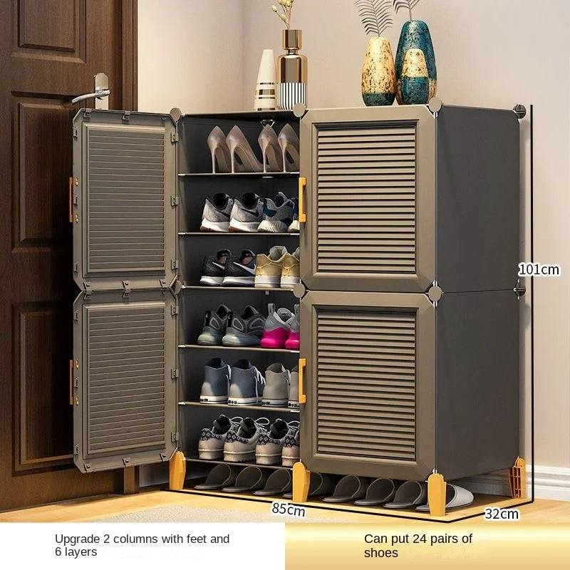 meuble chaussures gris moderne grand rangement chaussures porte poignées dorées salon entrée maison