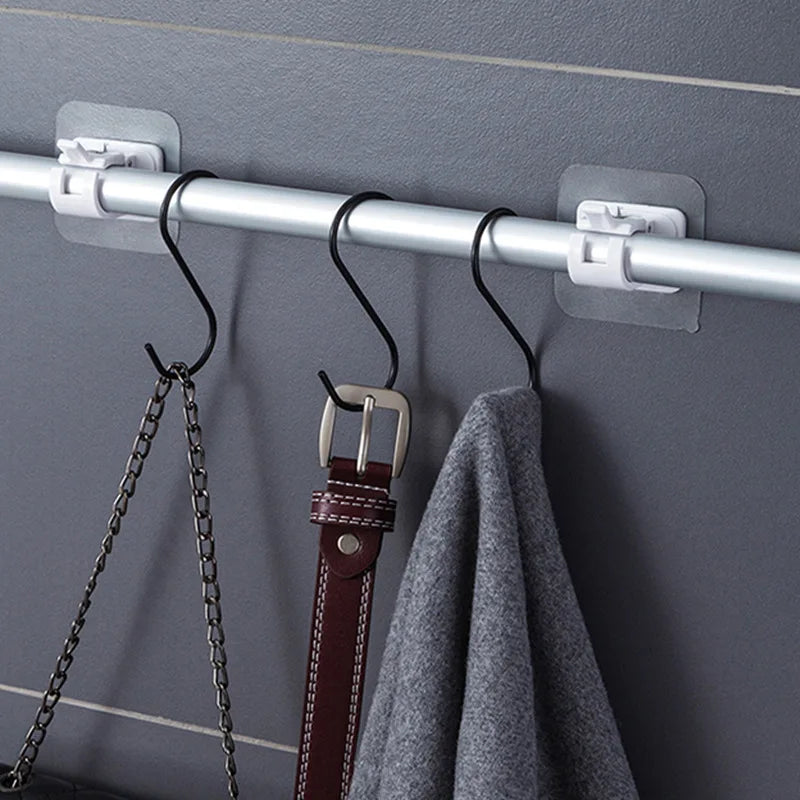 crochets suspension clips fixation tige douche blanc moderne utilisation multiple salle bain cuisine