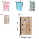 porte clés mural rustique minimaliste rose clair texte chiffres coeurs vertical