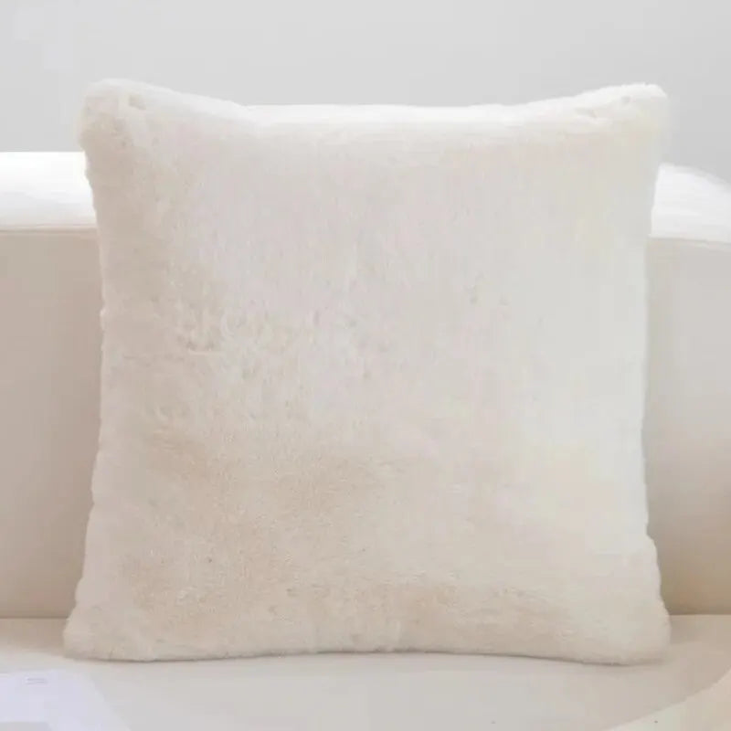 coussin carré moderne peluche fournie beige rose pâle opacité texture animaux compagnie fixations