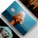 autocollants carte crédit sabrina carpenter adhésifs personnalisables moderne bleu clair noir doré imprimé maillot