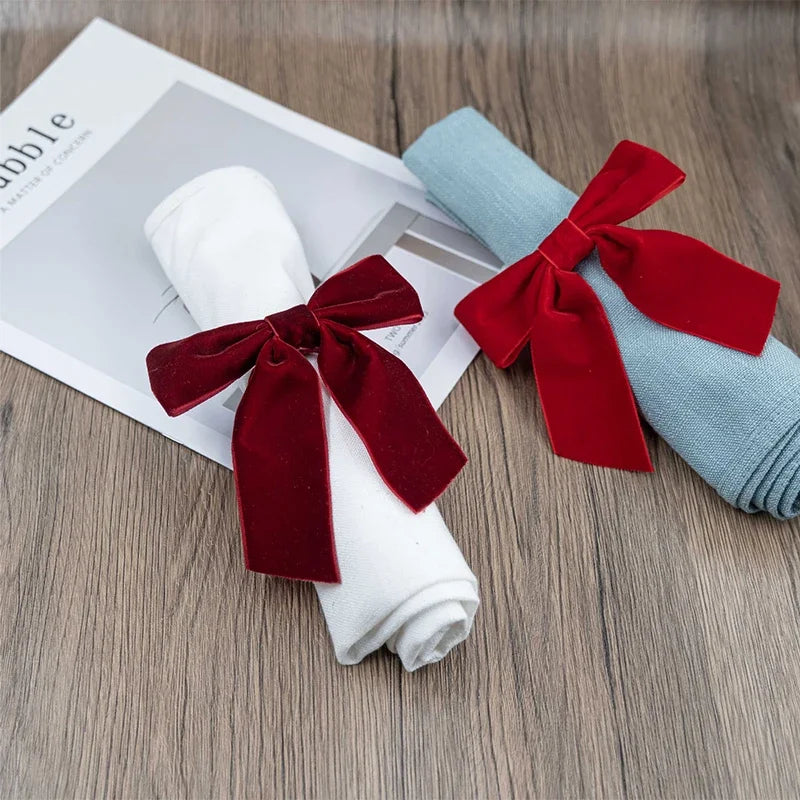 anneaux serviette forme nœud papillon blanc vert rouge bleu satin velours adhésif classique élégant