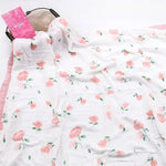 couverture bébé deux couches coton bambou motif floral moderne opacité verte blanc roseclair