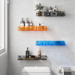 étagère murale transparente moderne salle bain minimaliste couleurs bleu rouge vert fixations métalliques flacons