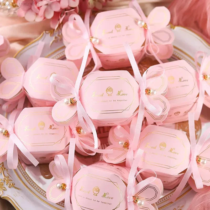 boîtes cadeaux hexagonales rouge rose vert imprimées doré fleurs coeurs ruban mariage anniversaire fête