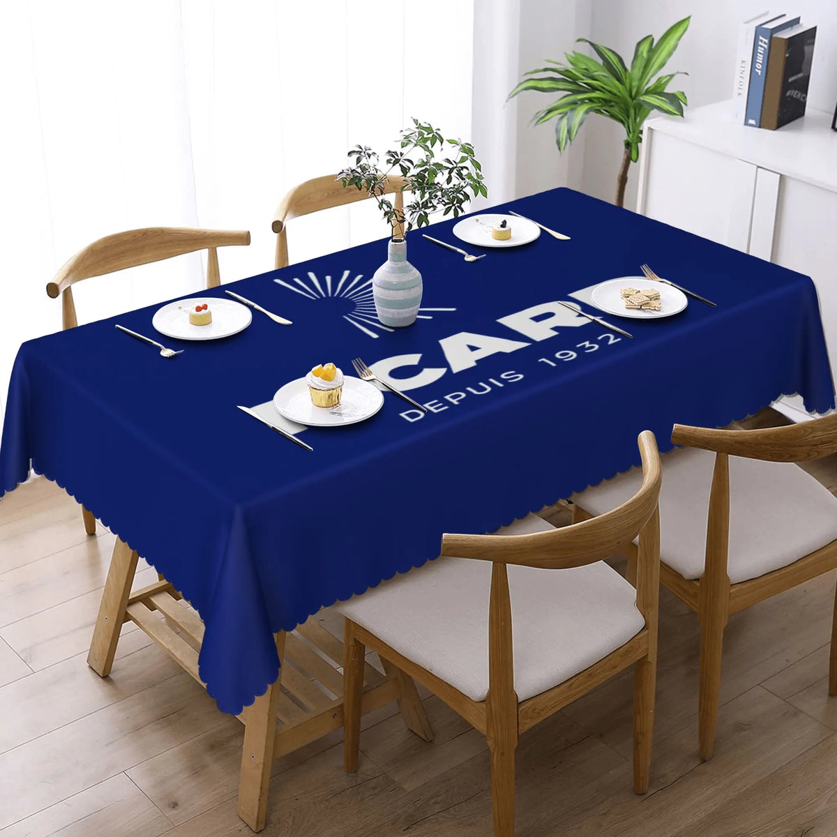 nappe table bleu marine logo ricard moderne imperméable résistance taches 66x183cm