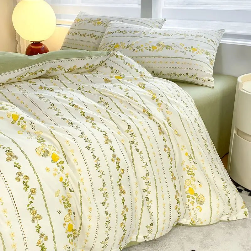 Taies d'oreiller assorties avec motif floral vert