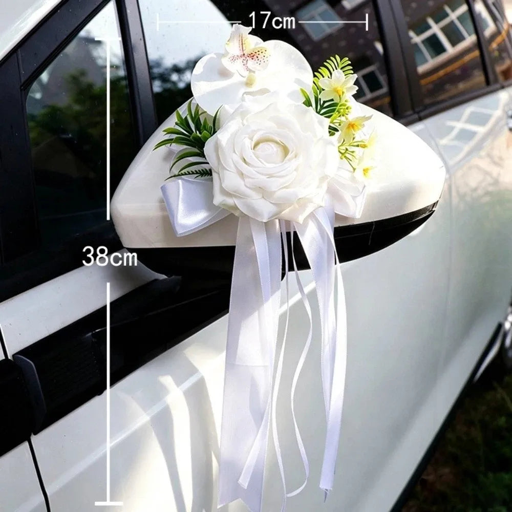 décorations florales voiture mariage roses orchidées rubans satinés rétroviseur bleu rose rouge blanc
