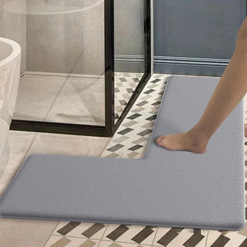 tapis bain gris moderne antidérapant points noirs fond blanc doublure moelleuse 120x80cm 150x80cm
