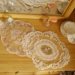 serviettes table vintage dentelle brodée florale couleur beige clair set deux 38x30cm