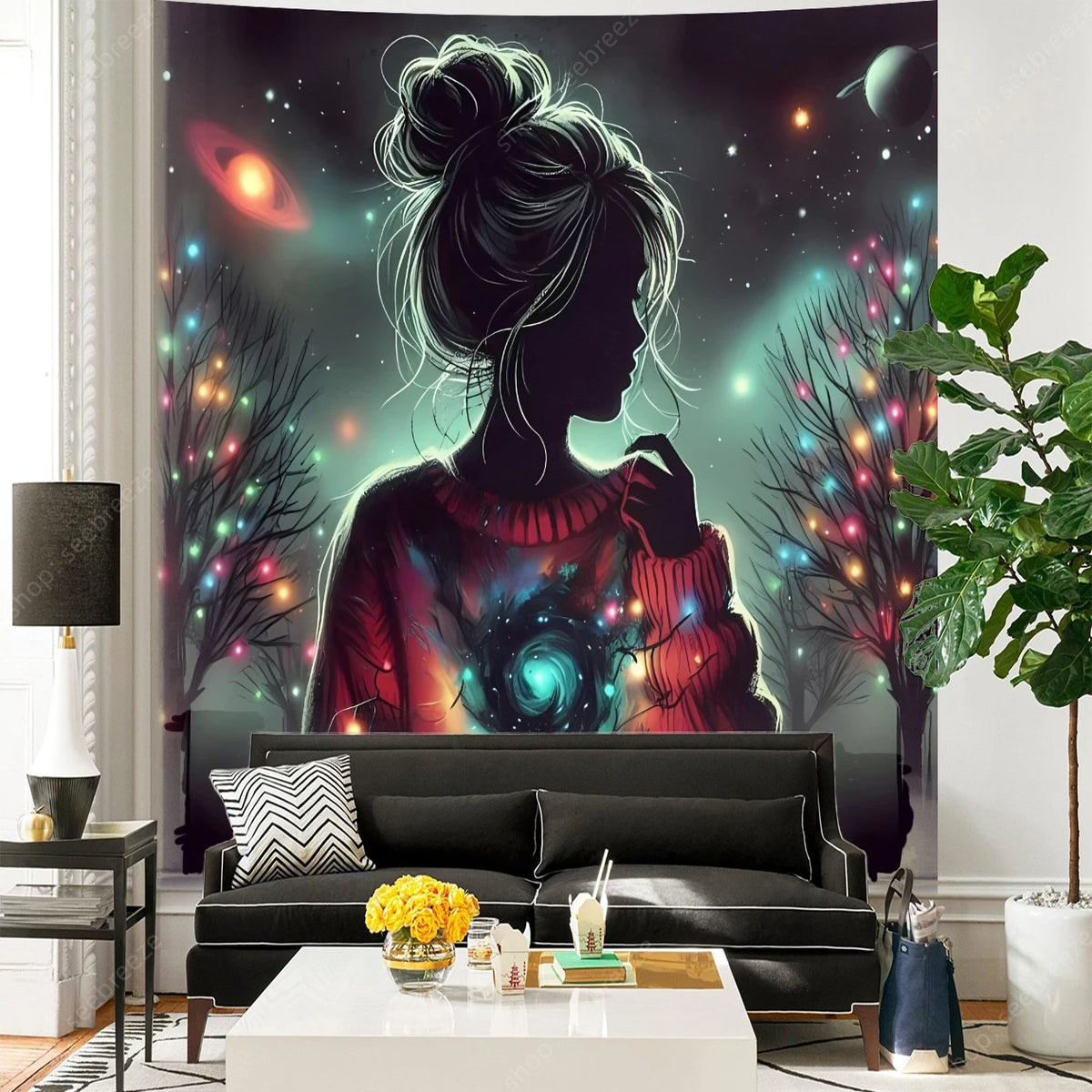 tapisserie moderne galactique femme motifs planétaires rouge violet bleu noir