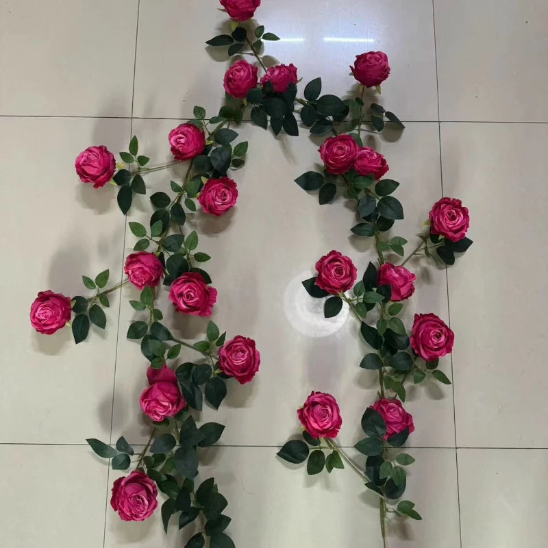guirlande fleurs artificielles roses bouquet rouge rose blanc decoration intérieure moderne