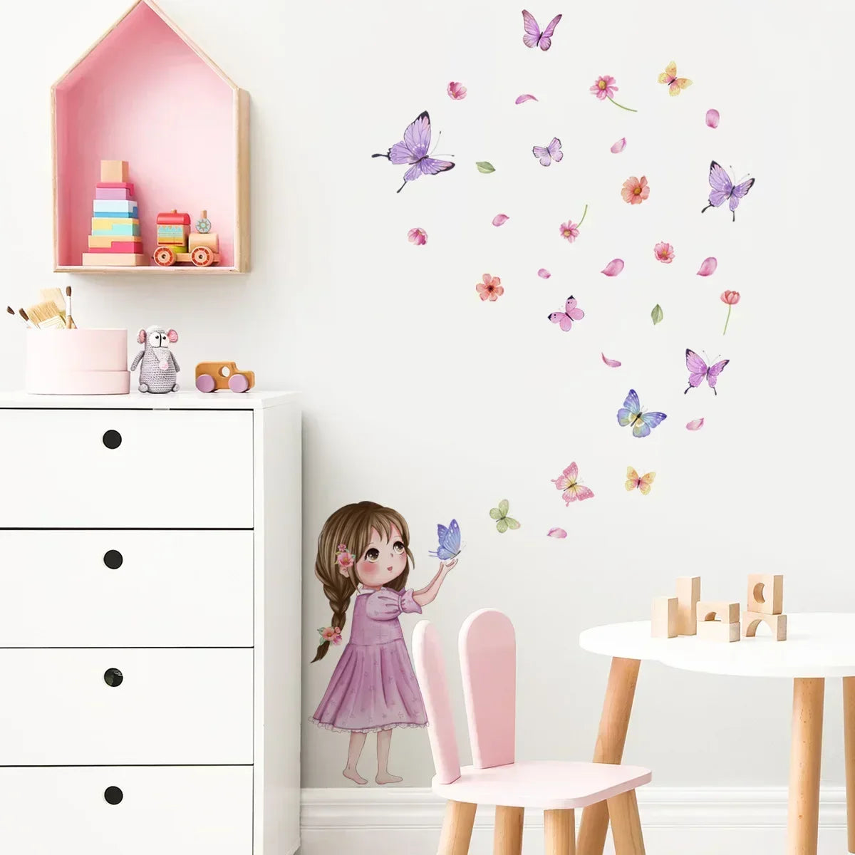 sticker mural illustration fille papillons fleurs moderne chambre enfants adhésif violet rose blanc