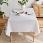 nappe blanche polyester texturée bordure dentelée réutilisable machine moderne extérieur mariage restaurant fête cuisine