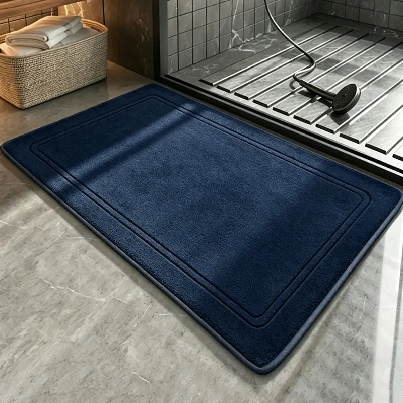 tapis bain gris clair doux antidérapant absorption rapide douche maison confortable moderne