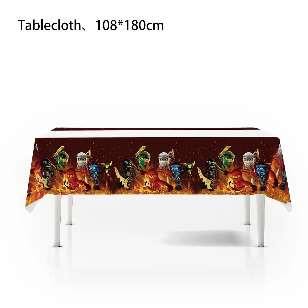 assiettes papier serviettes gobelets tissu table ninjas feu anniversaire thème ninja rouge vert
