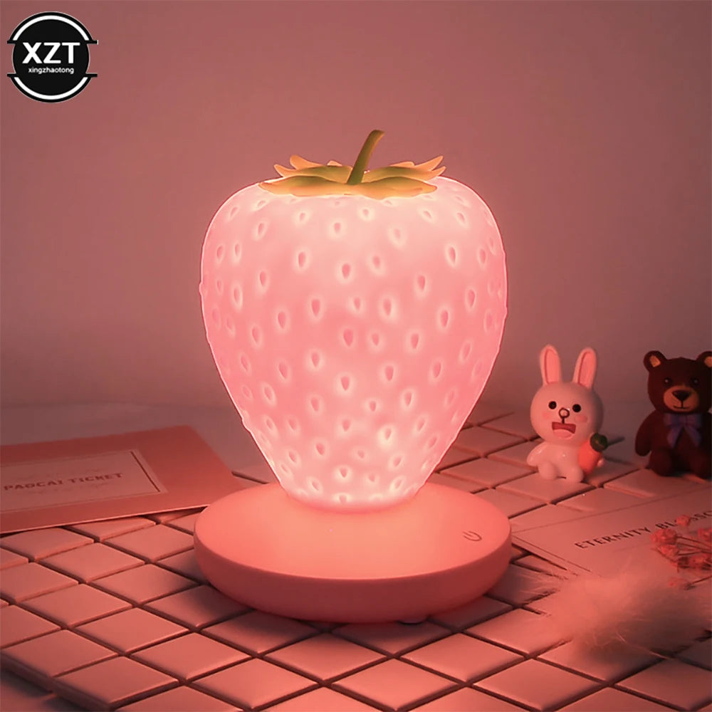 veilleuse fraise rose rouge texture graines LED rechargeable enfantine chambre coucher tactile