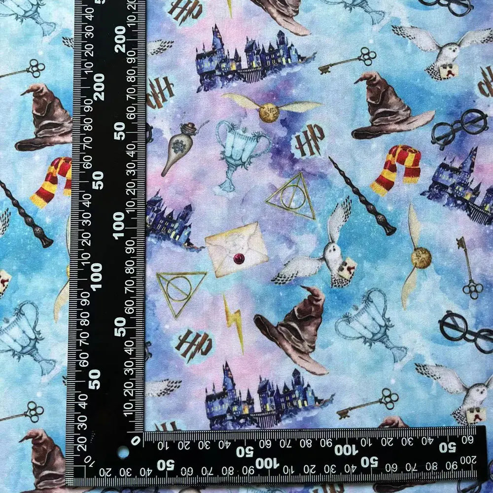 tissu imprimé disney mickey minnie harry potter polyester coton bleu blanc rouge vert