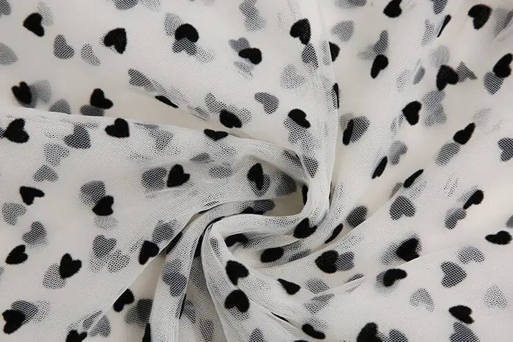tissu polyester dentelle coeurs blanc noir rose beige rouge translucide mariage