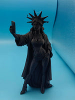 décoration statue liberté sculpturale détaillée verte opaques classique vertclair détails sculpturaux décoration intérieure vertclair