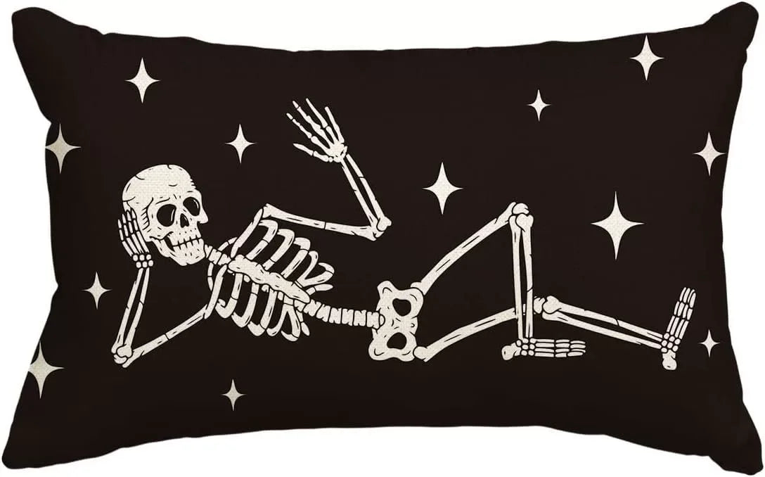 housses d'oreiller fantômes imprimées décoration halloween noires blanches adhésives maison hospitalières
